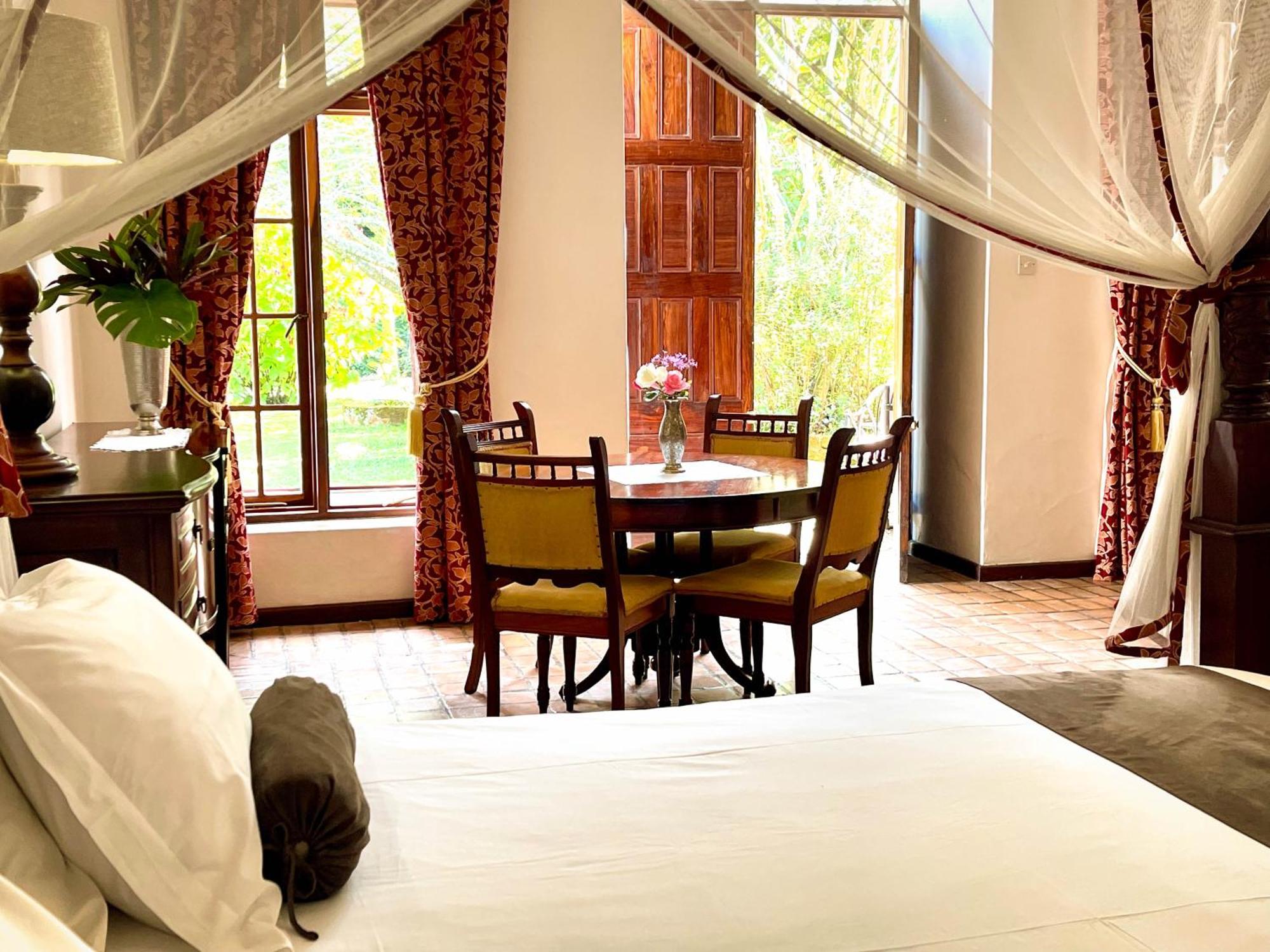 Huntingdon House And Chawani Bungalow Thyolo المظهر الخارجي الصورة