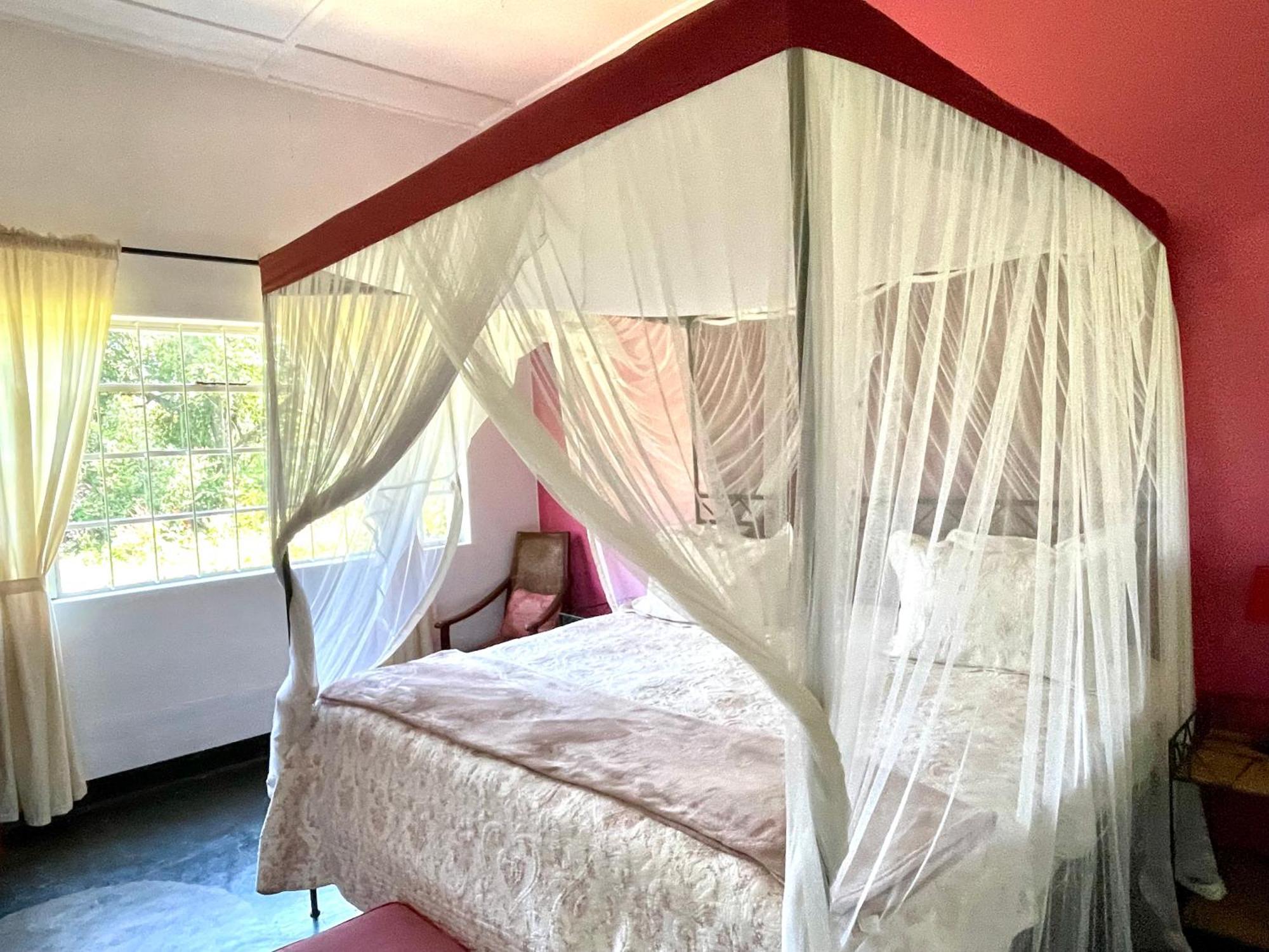 Huntingdon House And Chawani Bungalow Thyolo المظهر الخارجي الصورة